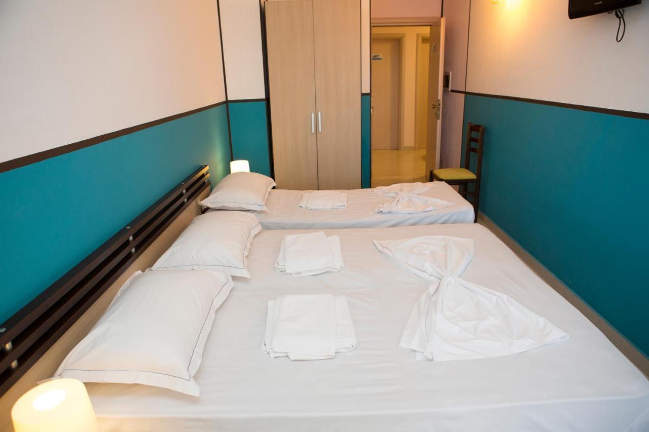 Hotel Vala Dıraç Dış mekan fotoğraf