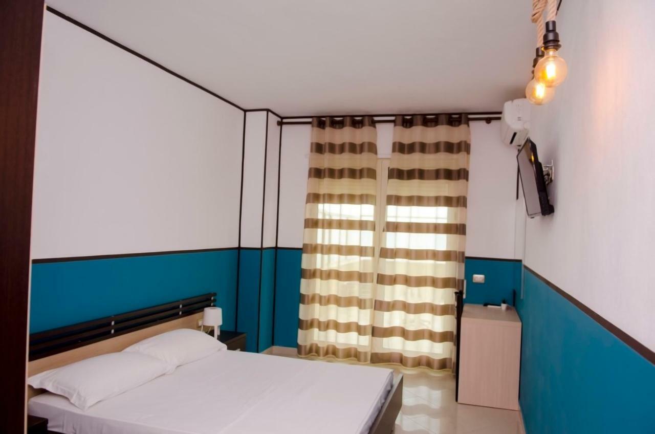 Hotel Vala Dıraç Dış mekan fotoğraf