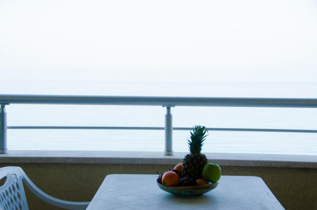 Hotel Vala Dıraç Dış mekan fotoğraf