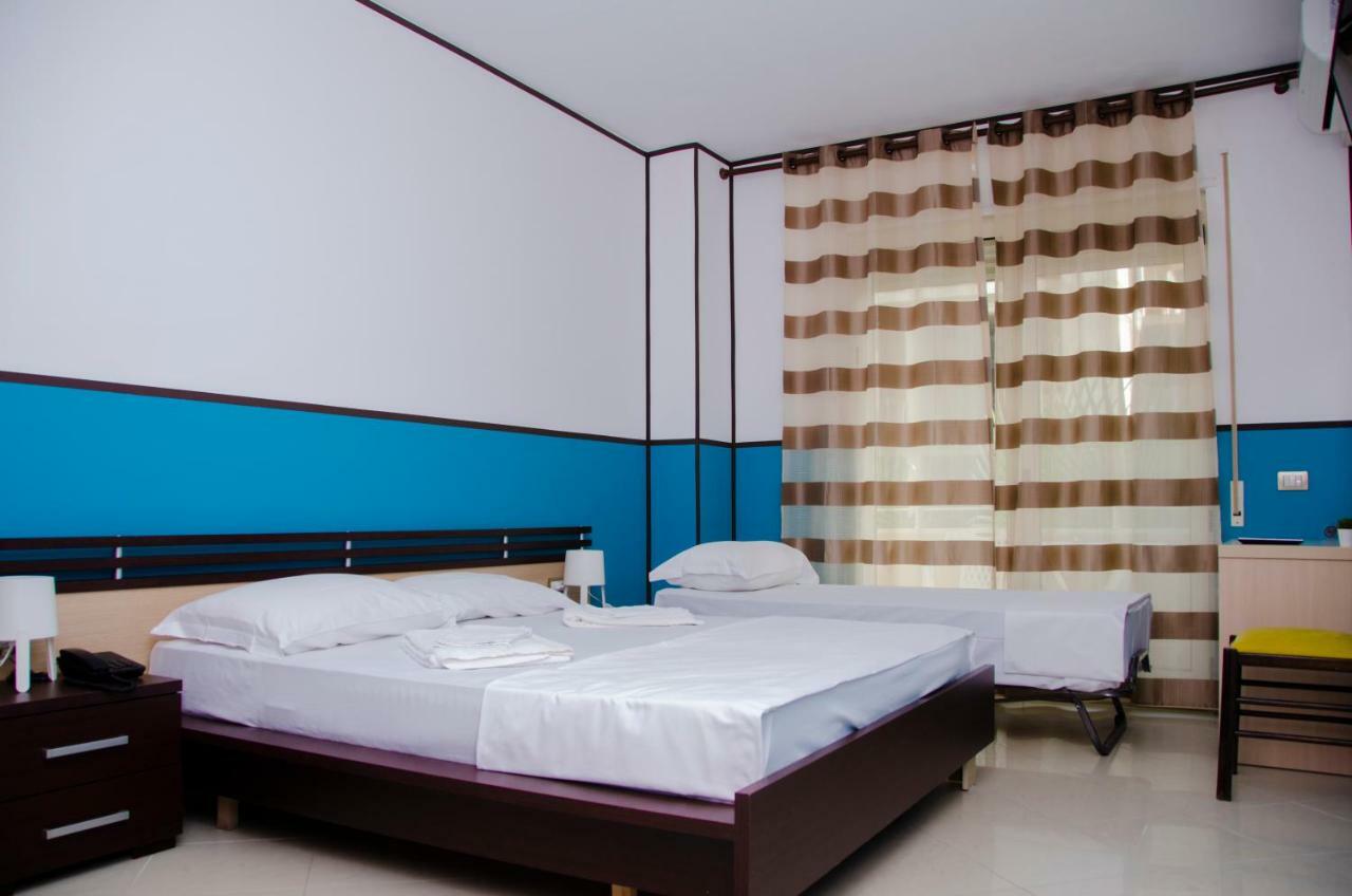 Hotel Vala Dıraç Dış mekan fotoğraf