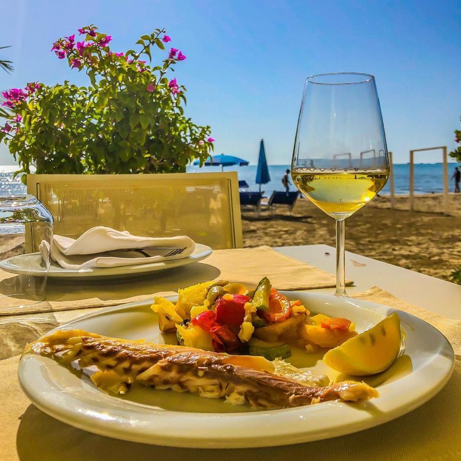 Hotel Vala Dıraç Dış mekan fotoğraf